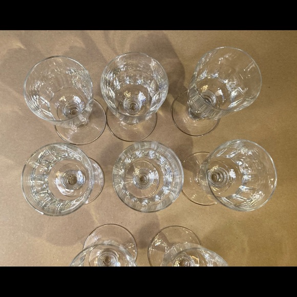 Antique small crystal white wine glasses set 8 good used condition - Picture 8 of 11
